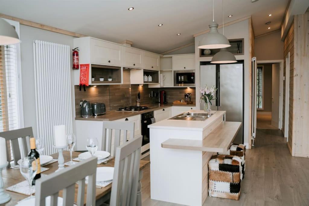 Casa Di Lusso Luxury Lodge Woodhall Spa Eksteriør billede