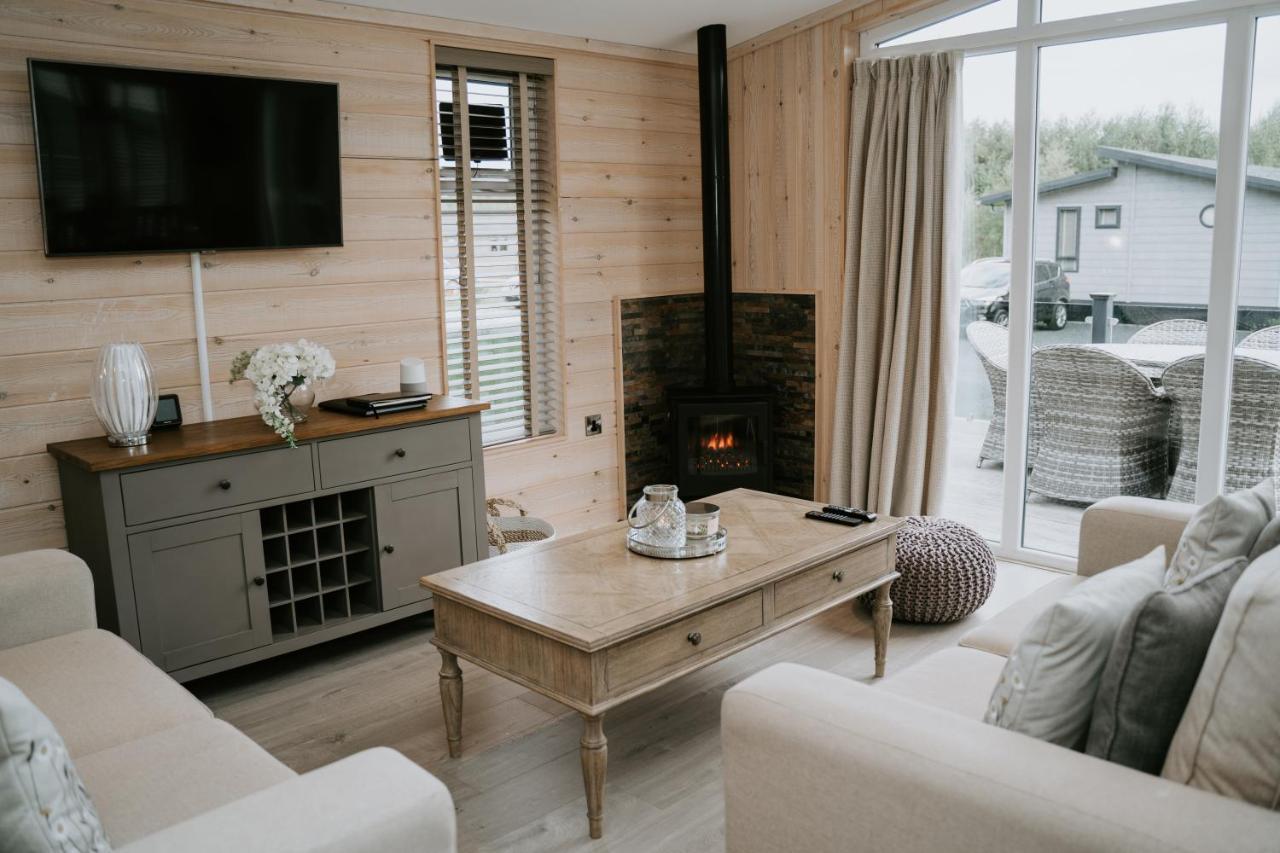Casa Di Lusso Luxury Lodge Woodhall Spa Eksteriør billede